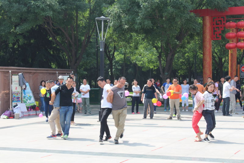 趣味運動會(huì)·全員(yuán)嗨翻天